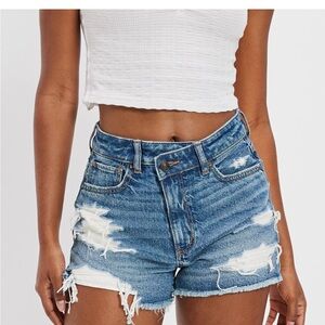 American Eagle Strigid Mom Shorts NWOT